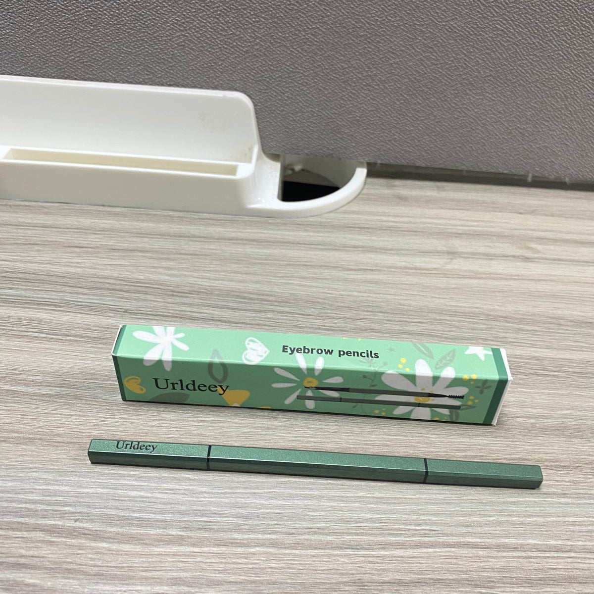 Urldeey Eyebrow Pencil