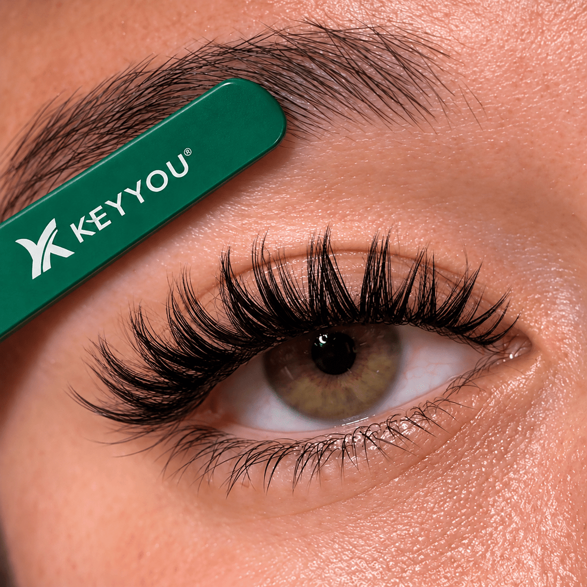 Close-up of dramatic, voluminous lash clusters from the KEY​​YOU Flora lash collection