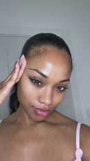 KEYYOU Faye manga lash clusters shown up close and worn to create an wispy anime lash look